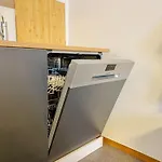 'goldpath' - Comfort - - Balkon - Tiefgarage דירה