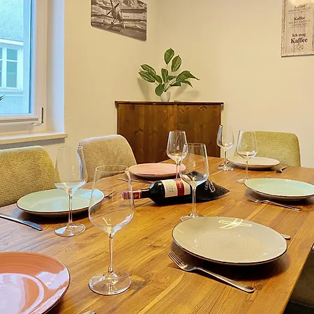 !goldpath! - Comfortable - - Balkon - Tiefgarage * Waldkirchen