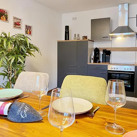 !goldpath! - Comfortable - - Balkon - Tiefgarage Lägenhet Waldkirchen